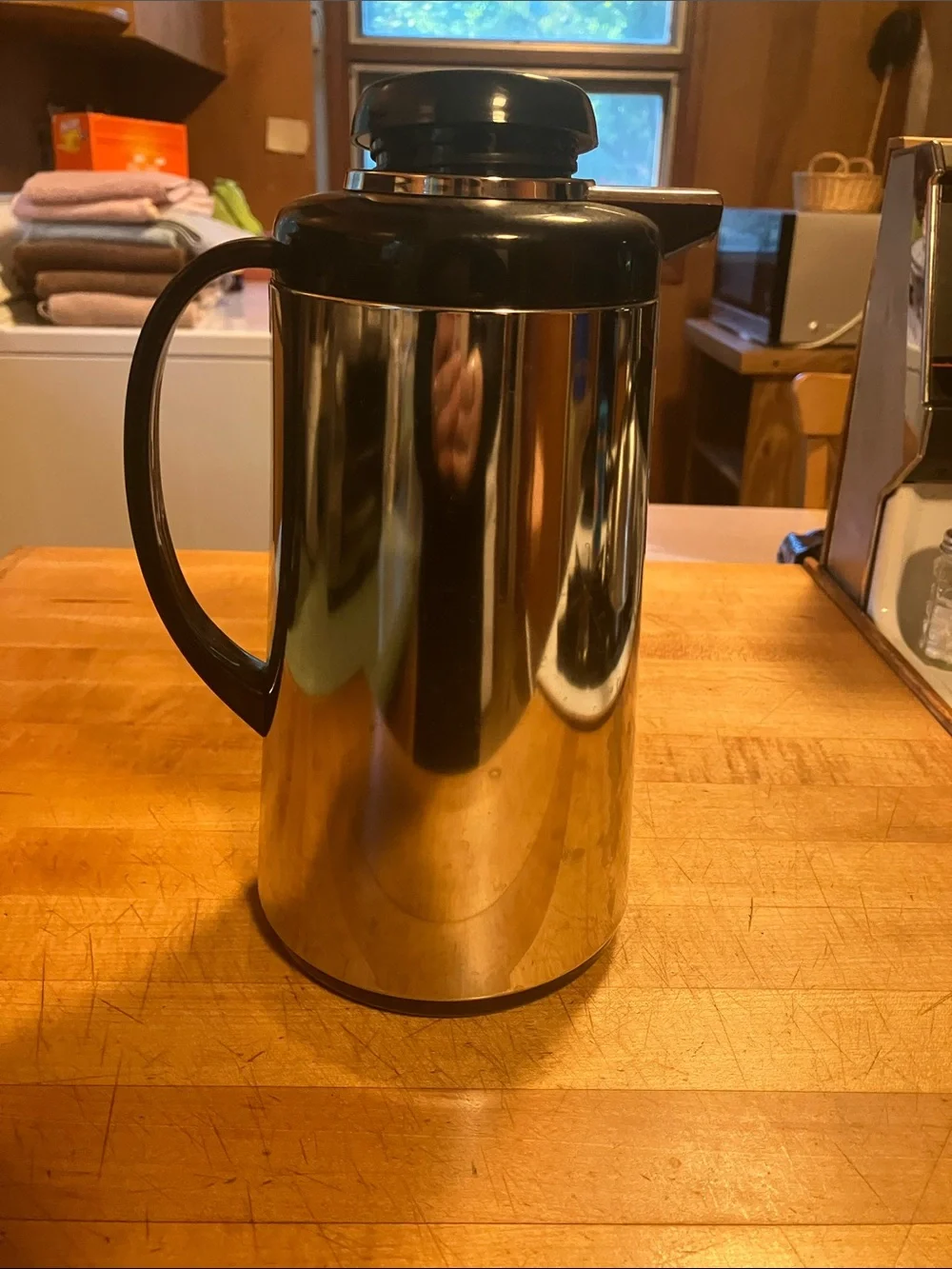 Stainless Steel Thermal Insulated Carafe - Black Handle & Lid